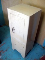 Metal safe